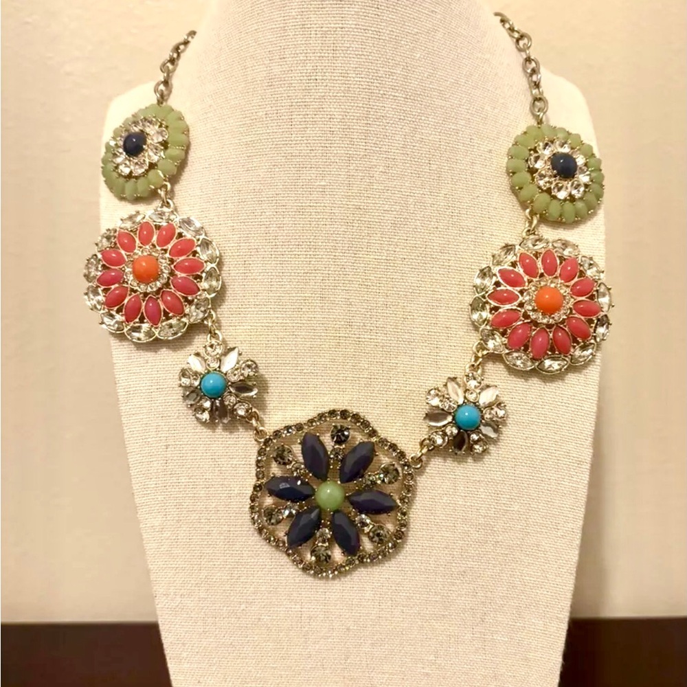 Susan Graver Rhinestone Floral Statement Necklace Gold Tone 18" Adjustable NWT